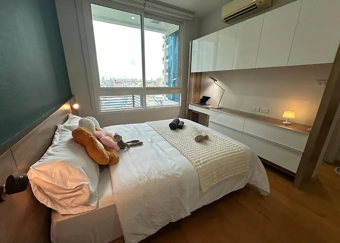 New 5 Stars L 4 Mins Walk Bts&apl Bangkok